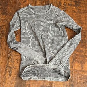 lululemon athletica Gray Long Sleeve Top